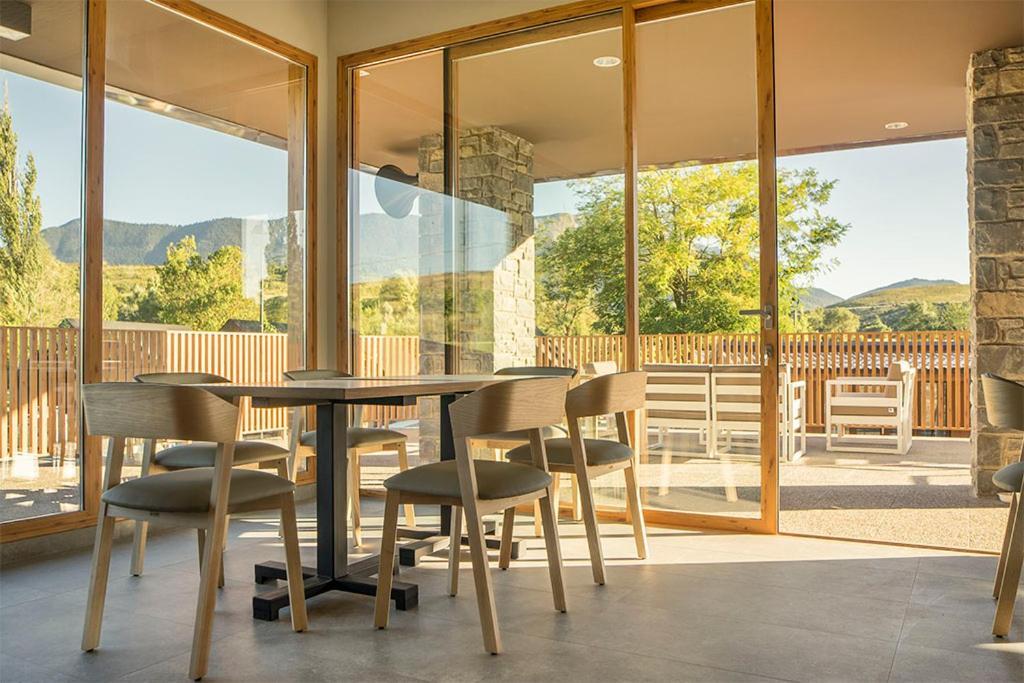 El Arrebol Comfort Camp Jaca Bagian luar foto