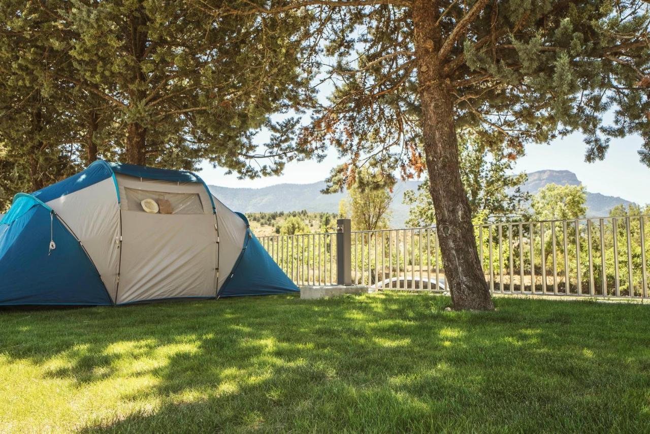 El Arrebol Comfort Camp Jaca Bagian luar foto